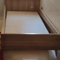 تخت یک نفره
