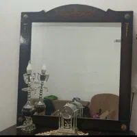 آینه با قاب چوبی منبت