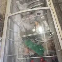 یخچال بستنی