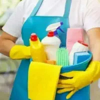 خانم جوان جهت انجام امور منزل