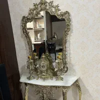 آینه و شمعدان برنز