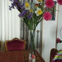 گل و گلدان