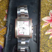 ساعت مارک پلیس زده اب کاملا استیل