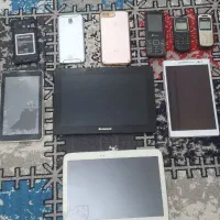 تعدادی گوشی و تبلت