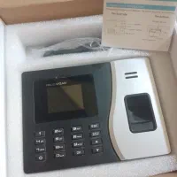دستگاه حضور غیاب