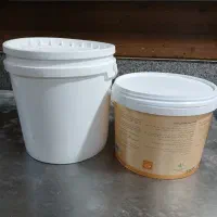 سطل پلاستیکی