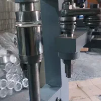 دستگاه نیمه‌کارگاهی دربندی قوطی NOAK F8 PedalSeal
