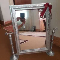 آینه فلزی رنگ ثابت تمیز