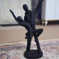 مجسمه و جاکلیدی
