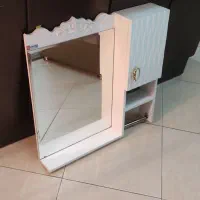 آینه دستشویی