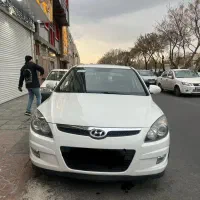 هیوندای i30