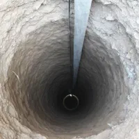 مقنی و حفاری چاه