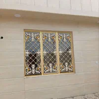کاشی کار سرامیک و موزاییک کار هستم با 15 سال سابقه