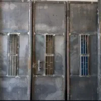 جوشکار نصب وتعمیردرب پنجره نپشی ساختمان قیمت مناسب