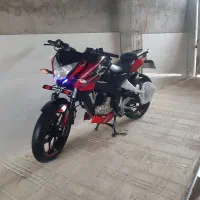 آن اس 200