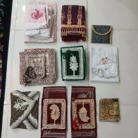 تعدادی سجاده و جانماز و چادر نماز جشن تکلیف نو
