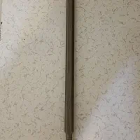 تعدادی ابزار دستی و مته جازنی و سوراخکاری.