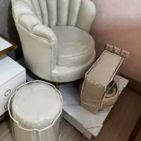 استیج پدیکور طرح صدف با شیرآلات نو و روکش صندلی