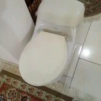 توالت فرنگی سرامیکی