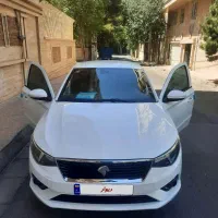 تارا سفید صدفی