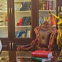 وکیل پایه یک دادگستری (قاضی و رییس سابق دادگاه)