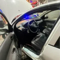 ۲۰۶ صندوقدار اتوماتیک دوررنگ ۱۳۹۱ سانروف دار