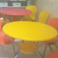 میز و صندلی مغازه