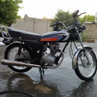 موتور مزائده ۱۲۵ مدل ۹۰به بالا