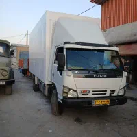 راننده ایسوزو