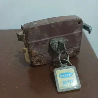 قفل کتابی و قفل درحیاط