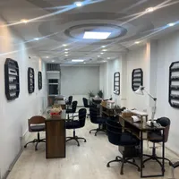 مژهکار تمام وقت