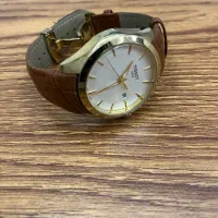 ساعت تیسوت بسیار تمیز