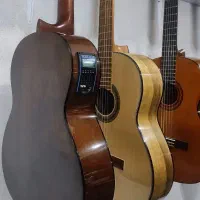 گیتار بنبرگ و یاماها c40و c70 اصل ساده و پیکاپدار|گیتار، بیس، امپلیفایر|چالوس, |دیوار