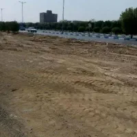 زمین-نزدیک-بافت-شهر