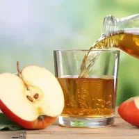 سرکه ی سیب خانگی (بدون هیچ گونه مواد افزودنی)