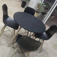 میز صندلی فلزی و چوبی