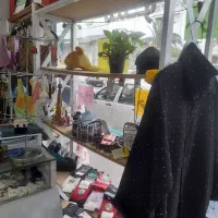 قفسه ویترین معازه ای اهنی
