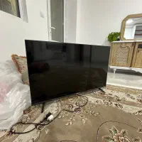 تلویزیون ۴۳ اینچ هایسنس کیفیت 4K در سطح آکبند