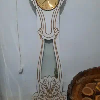 بوفه و ساعت ایستاده