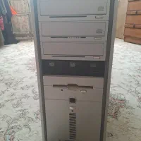 کیس کامپیوتر قدیمی