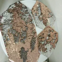 روی میز عسلی