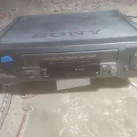 دستگاه پخش VHS (ویدیو نوار بزرگ) سونی