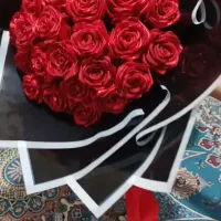 گل رز روبانی