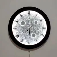 ساعت ماه نورانی آرام گرد