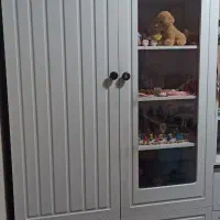 تخت و کمد و کنار تختی نوجوان