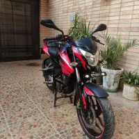 موتور ان اس 200