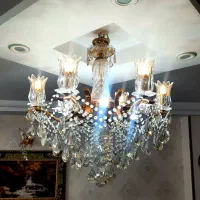 لوستر کریستالی و دیوار کوب