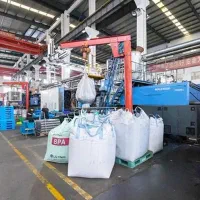 اپراتور دستگاه تزریق پلاستیک