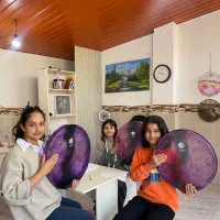 فروش و آموزش دف و تنبک توسط مدرس خانم رجبی