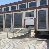 ۱۱۰متر مغازه با۱۱۰مترانبارتجاری و۴۰متربالکن فرجام